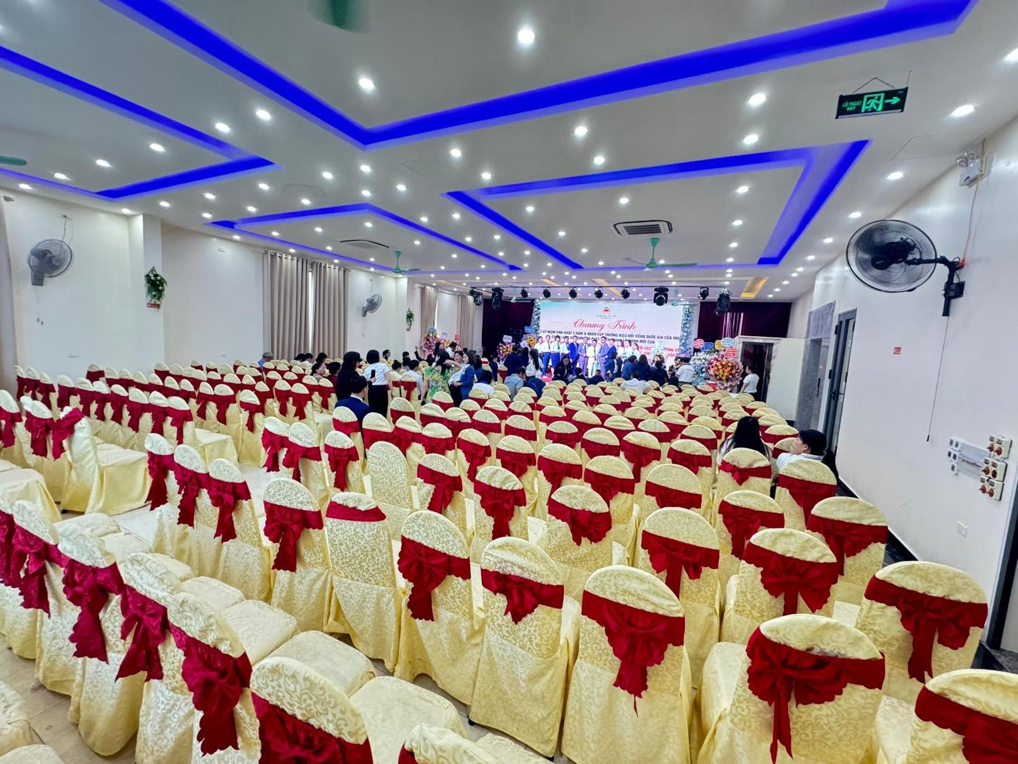 Hotel Khach San Tuan Anh Cửa Lò Zewnętrze zdjęcie
