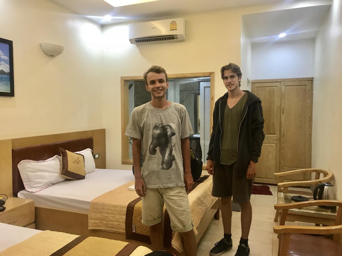Hotel Khach San Tuan Anh Cửa Lò Zewnętrze zdjęcie